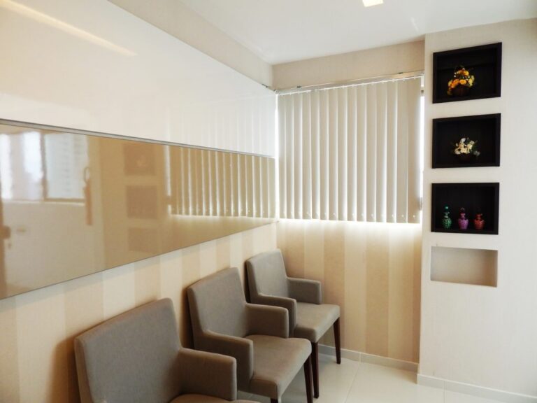 office-1198337_1920-1024x768-j8Knxk