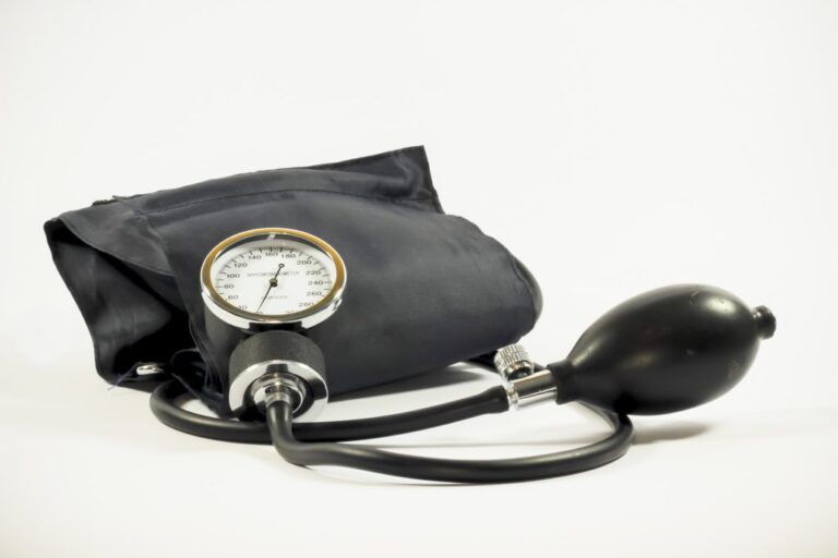 blood-pressure-1006791_1920-1024x683-SeNUE4