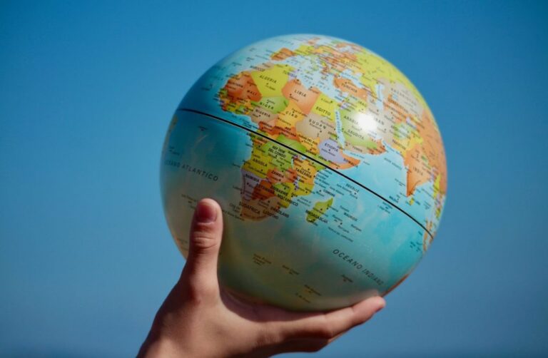 map-of-the-world-2164673_1920-1024x669-bDnCBa