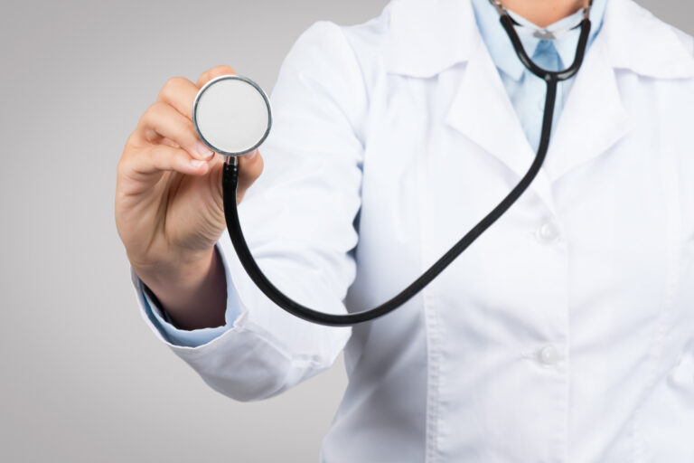close-up-view-of-female-doctor-hand-presenting-ste-2024-01-04-17-30-07-utc-qEfRss