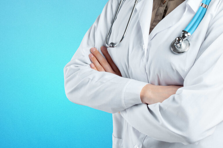 hands-of-medical-doctor-2025-02-24-19-31-38-utc_xkyjn0-177bhq